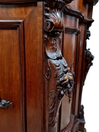 Napoleon III period mahogany sideboard, curved on all sides, circa 1850