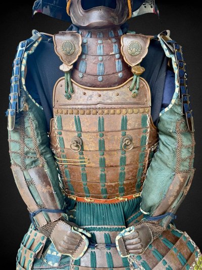 Armure Complète De Samuraï Du Clan Naito - Période Edo (1603-1868).