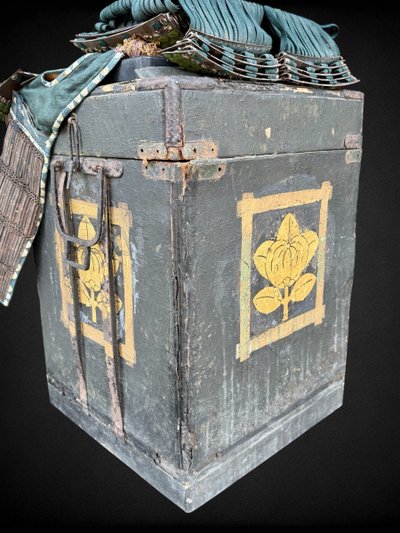 Armure Complète De Samuraï Du Clan Naito - Période Edo (1603-1868).