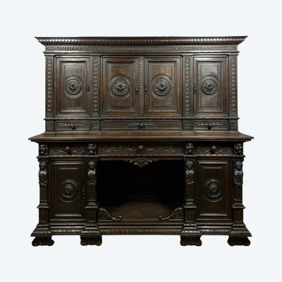 Large Renaissance chateau buffet cabinet in solid walnut circa 1850