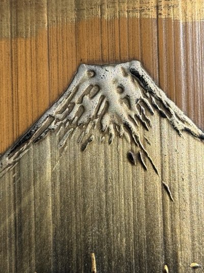 Boite couverte tebako en bambou laqué à décor d’un paysage lacustre au mont Fuji - Période Edo