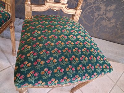Coppia di sedie in legno dorato stile Luigi XVI XIX