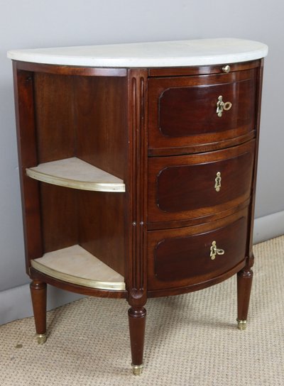 commode Louis XVI demi lune