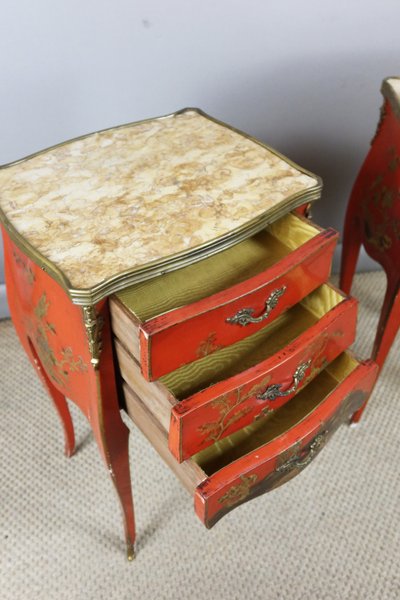 chevets en laque de style louis XV