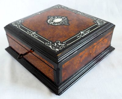 Napoleon III marquetry jewelry box