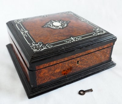 Napoleon III marquetry jewelry box