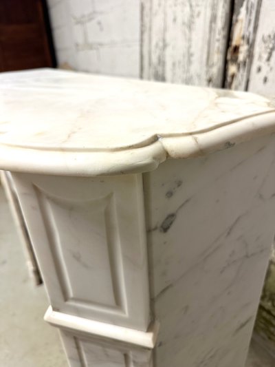 Cheminée pompadour en marbre 19e siècle 