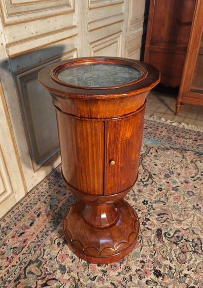 Somno en acajou de forme coquetier 19 ème 