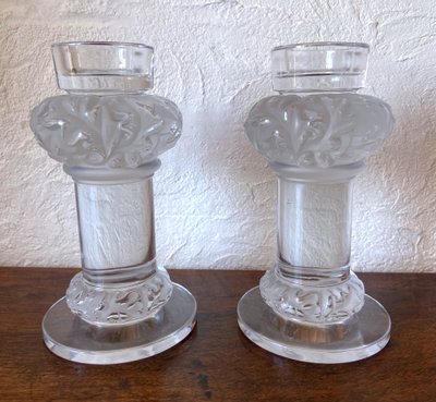 PAIRE DE BOUGEOIRS LALIQUE 