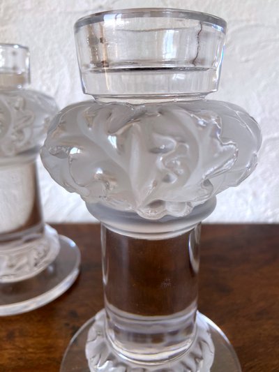 PAIRE DE BOUGEOIRS LALIQUE 