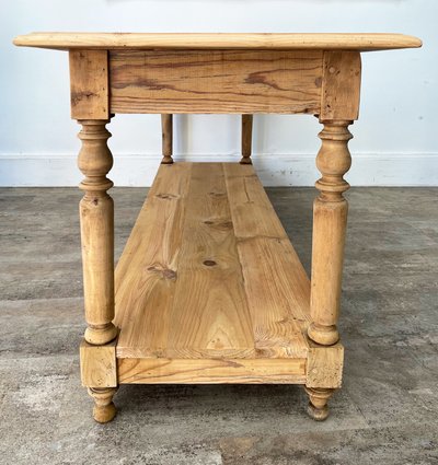 Raw pine draper table