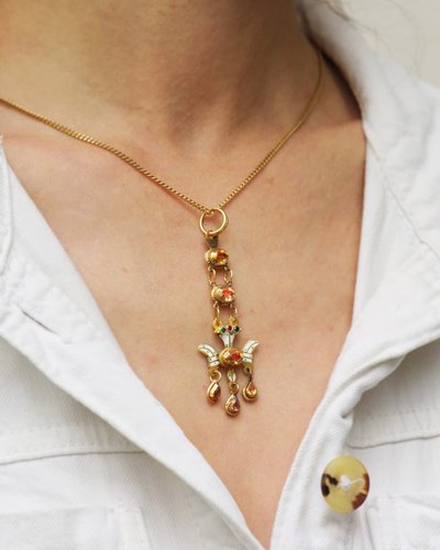 Antique Holy Spirit from Aurillac in 18k gold, Antique regional Saint-Esprit d'Aurillac pendant