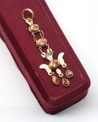 Antique Holy Spirit from Aurillac in 18k gold, Antique regional Saint-Esprit d'Aurillac pendant