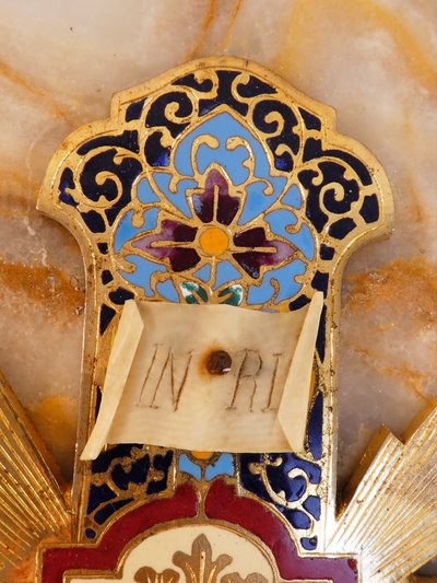 LARGE CRUCIFIX wall-mounted BENITIER in onyx and cloisonné gilt bronze 19th century