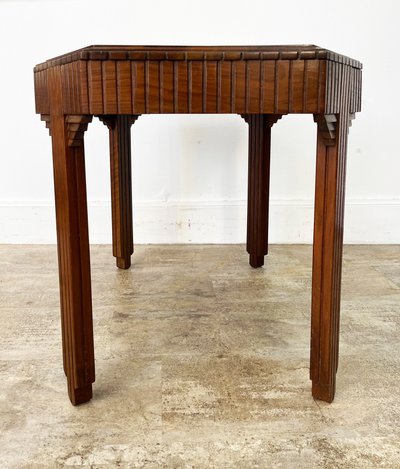 ART DECO writing table / small desk in walnut