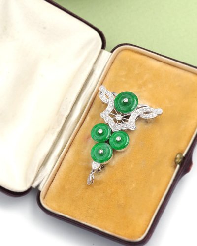 18 Karat Weißgold Jade Diamant Anhänger Brosche, Art Deco Stil, Transformation Schmuck