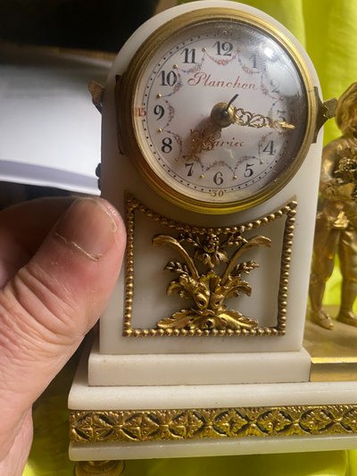 Petite Pendulette  Borne au jardinier fleuriste de Planchon , Maître Horloger à Paris XIXème marbre 