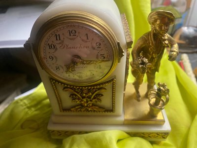 Petite Pendulette  Borne au jardinier fleuriste de Planchon , Maître Horloger à Paris XIXème marbre 