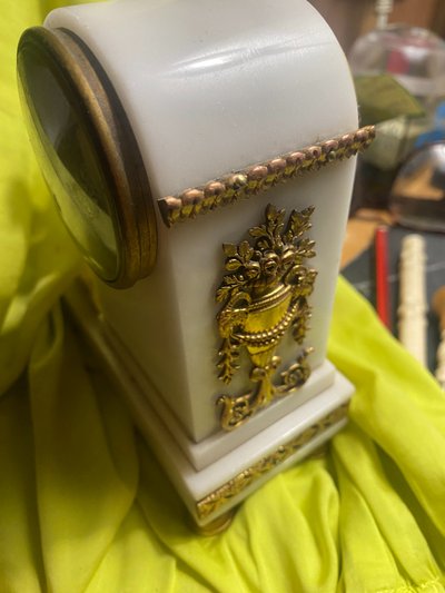 Petite Pendulette  Borne au jardinier fleuriste de Planchon , Maître Horloger à Paris XIXème marbre 