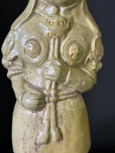 Statua funeraria in ceramica dalla Cina periodo Sui (581-618) - dinastia Tang n. 2