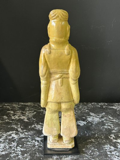 Statua funeraria in ceramica dalla Cina, periodo Sui (581-618) - dinastia Tang - N° 5
