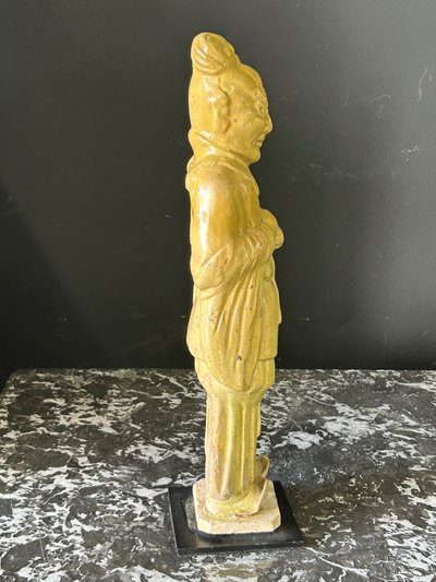 Statua funeraria in ceramica dalla Cina, periodo Sui (581-618) - dinastia Tang - N° 5
