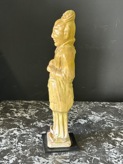 Statua funeraria in ceramica dalla Cina, periodo Sui (581-618) - dinastia Tang - N° 5