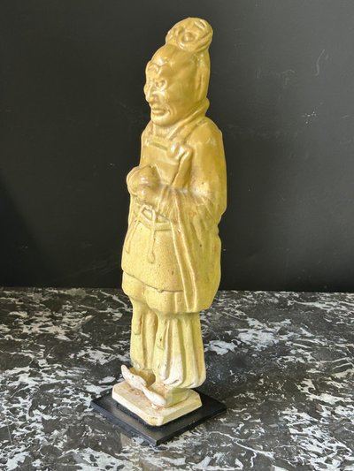 Statua funeraria in ceramica dalla Cina, periodo Sui (581-618) - dinastia Tang - N° 5