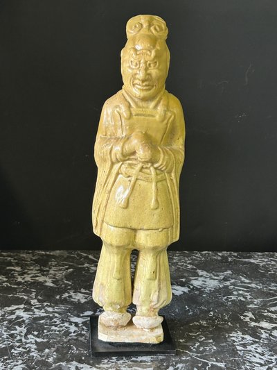 Statua funeraria in ceramica dalla Cina, periodo Sui (581-618) - dinastia Tang - N° 5