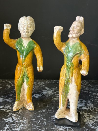 Set di statuette di tre sposi Ceramica cinese Periodo Tang (618-907) dinastia