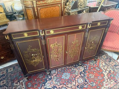 LOUIS XVI-STYLE ENFILADE
