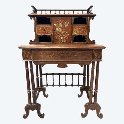 Bureau a gradins en bois décoré de pyrogravures XIX siècle