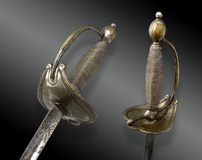 SPADA DELLE GUARDIE DI CORPO REALI DELLA COMPAGNIA DI BEAUVEAUX, VERSAILLES, XVIII sec.