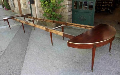 Table de conférence ou de banquet en acajou massif, 6 mètres
