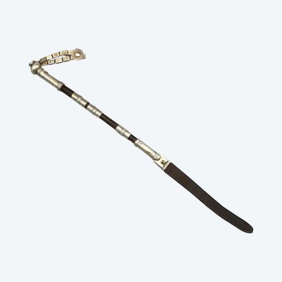 CRAVACHE CUIR ET ARGENT XXème siècle