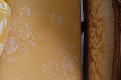 LIT LOUIS XV EN NOYER SCULPTE 