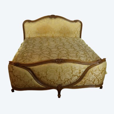 LIT LOUIS XV EN NOYER SCULPTE 