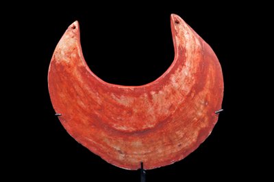 Kina coin, tribal art, oceanic art, primitive art, Papua New Guinea, 21 x 19 cm