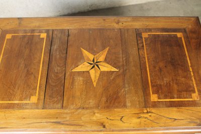 Table à écrire bureau de style Louis XIV époque 18ème en bois fruitier et marqueterie