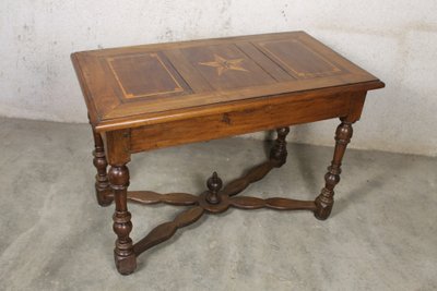 Table à écrire bureau de style Louis XIV époque 18ème en bois fruitier et marqueterie