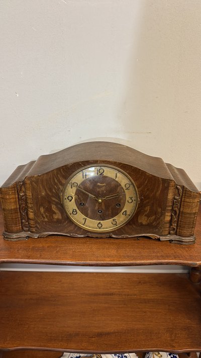 Horloge de table/cheminée ancienne Kienzle art Deco 1930, 46x23x16cm