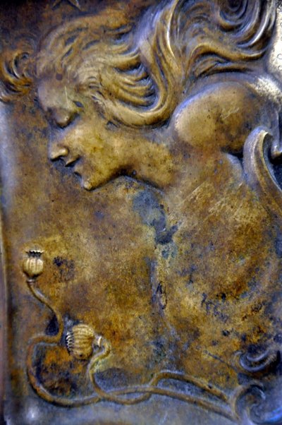 Art-Nouveau period bronze pocket organizer