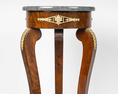 Sellette en acajou et placage d’acajou, dessus de marbre Turquin, époque Empire vers 1810