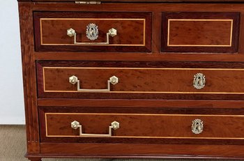  Commode Scriban Louis XVI en Acajou et Bois précieux – XVIIIe 
