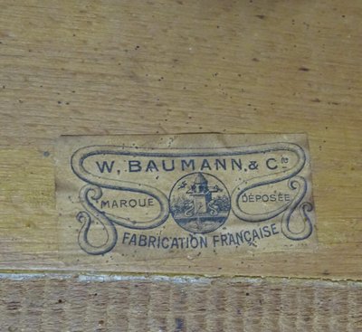 Table d'appoint dites "servante" par Baumann 1926
