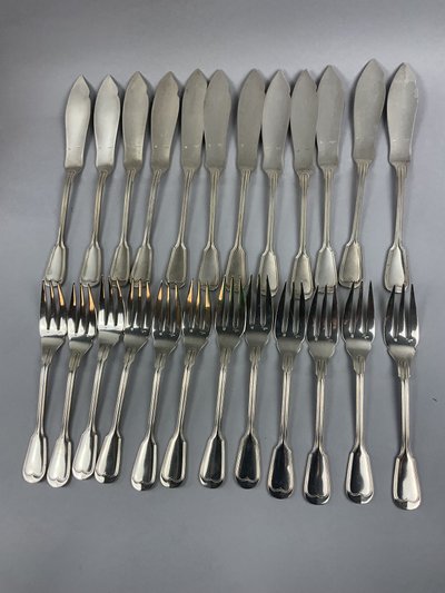 24 couverts à poisson modèle au filet ERCUIS 