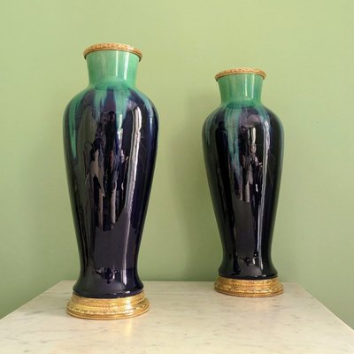 Paul Millet à Sèvres, vers 1920 - grande paire de vases montés - faïence glaçurée