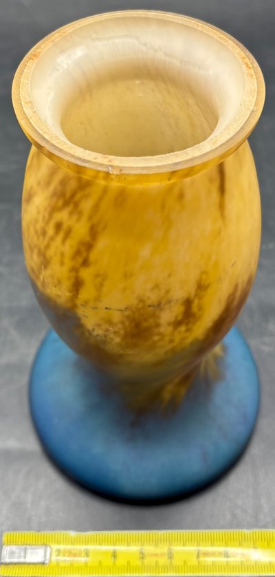 PÂTE DE VERRE VASE