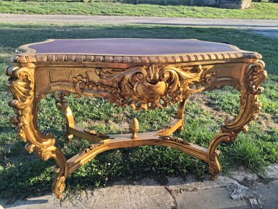 Mitteltisch XIX aus vergoldetem Holz Inspiration Louis XV