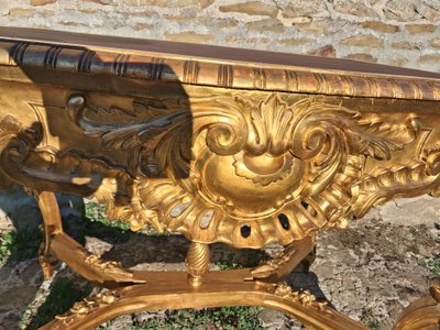 Mitteltisch XIX aus vergoldetem Holz Inspiration Louis XV